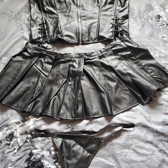 Plus size Intimates - Picture 7 of 16